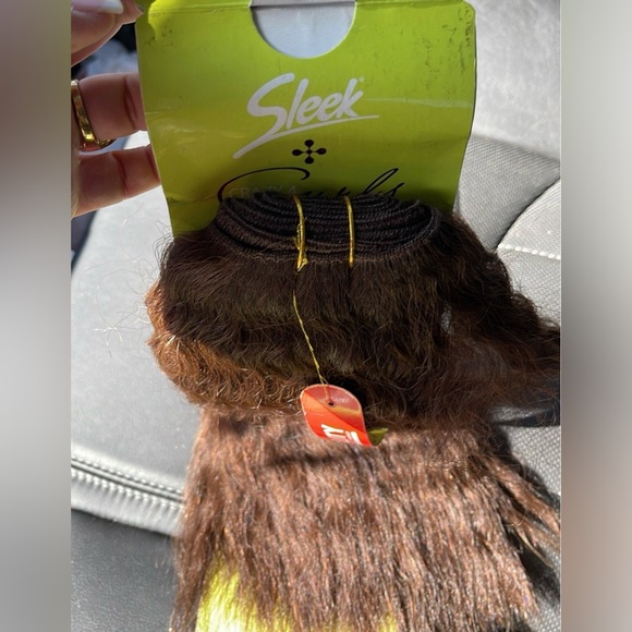 Sleek Crazy Curls 100% Human Hair Weave LENGTH #8 Color 4 NWT - Picture 3 of 11